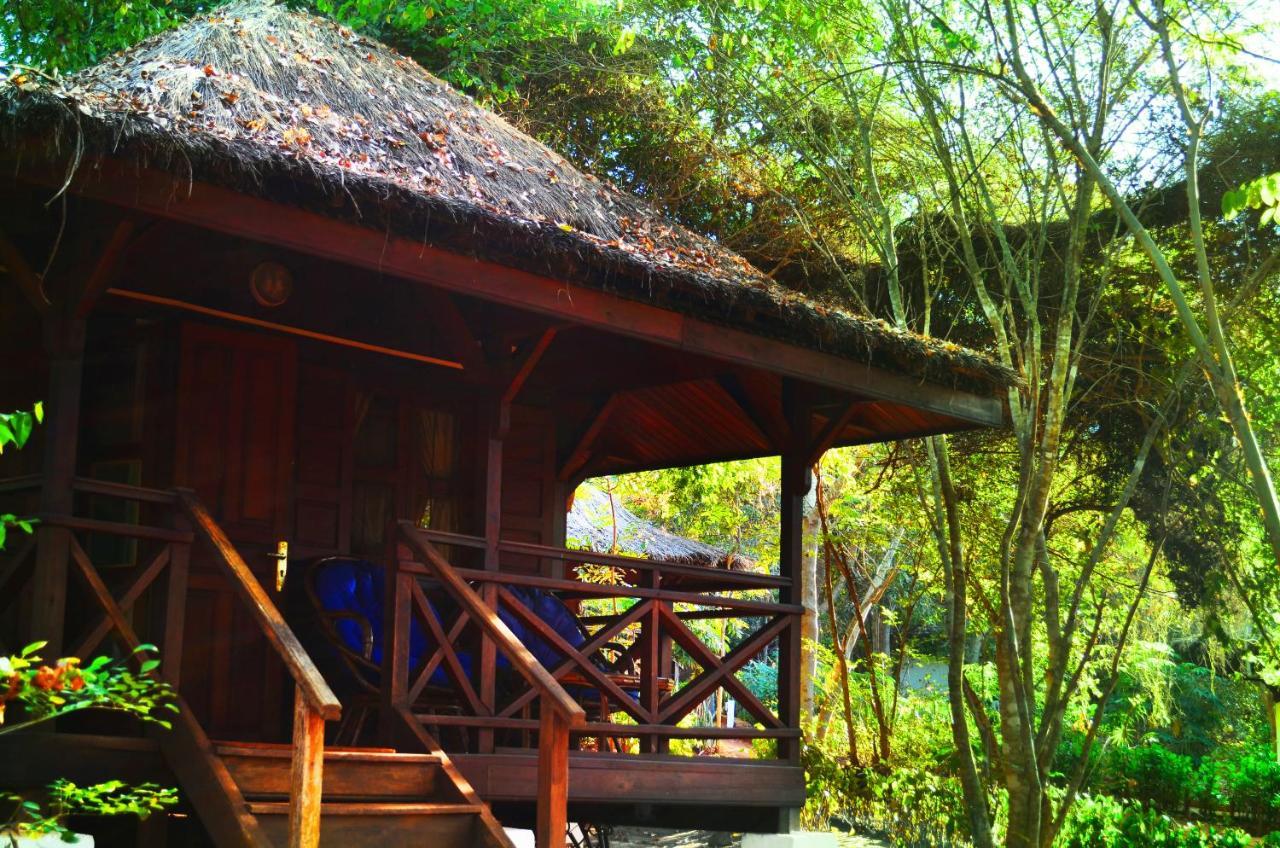 Olympe De Bemaraha Hotel Bekopaka Ngoại thất bức ảnh