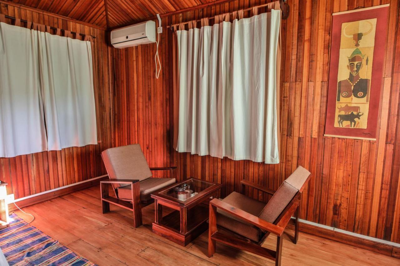 Olympe De Bemaraha Hotel Bekopaka Ngoại thất bức ảnh