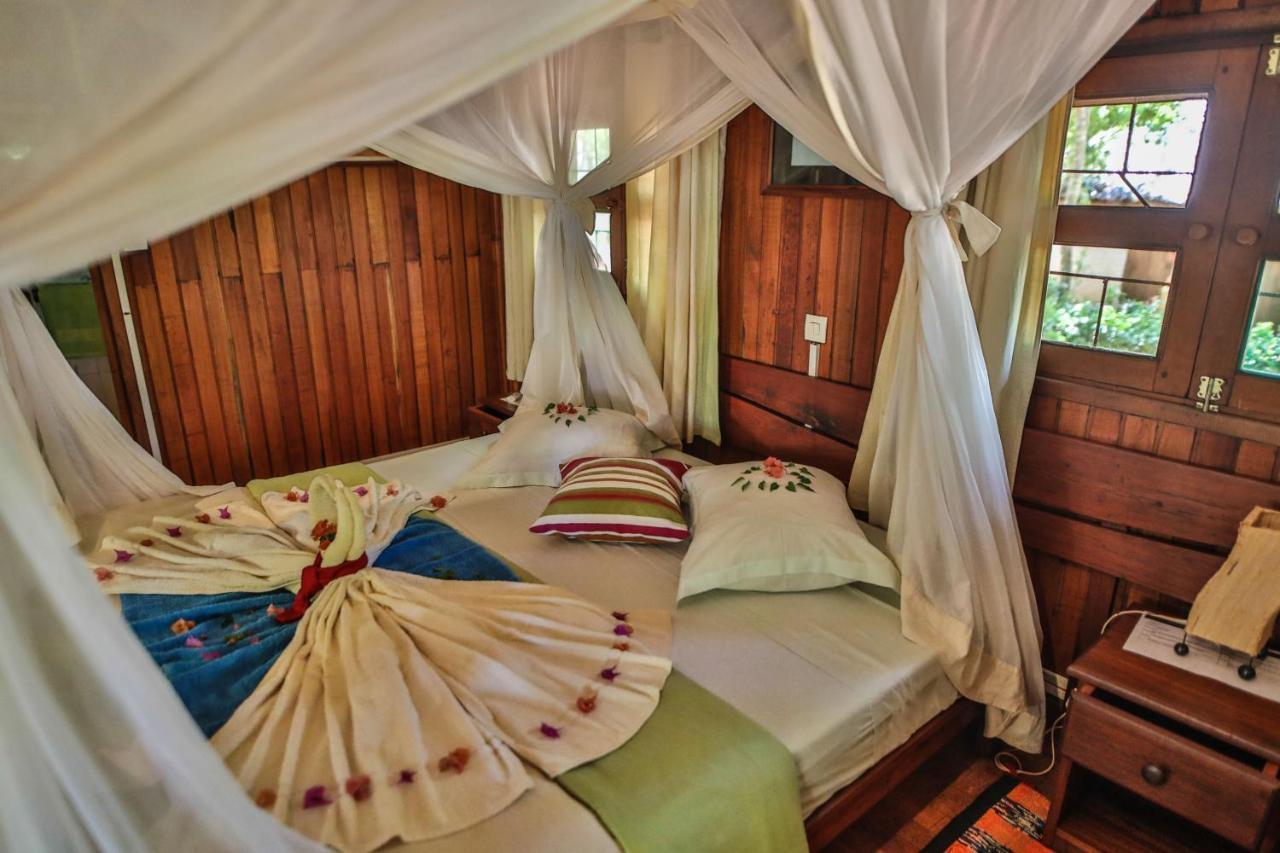 Olympe De Bemaraha Hotel Bekopaka Ngoại thất bức ảnh