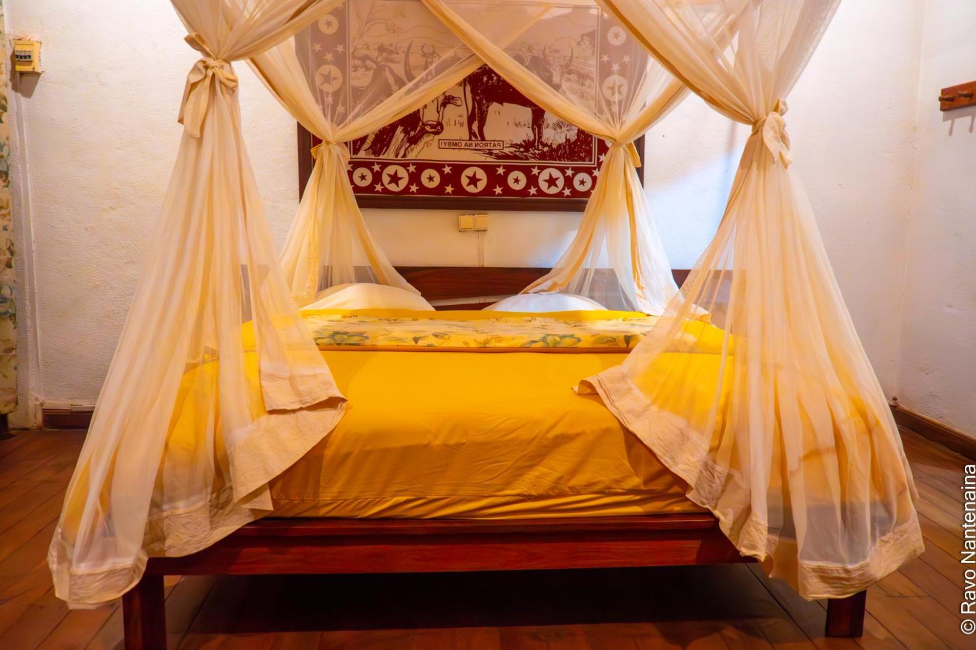 Olympe De Bemaraha Hotel Bekopaka Ngoại thất bức ảnh