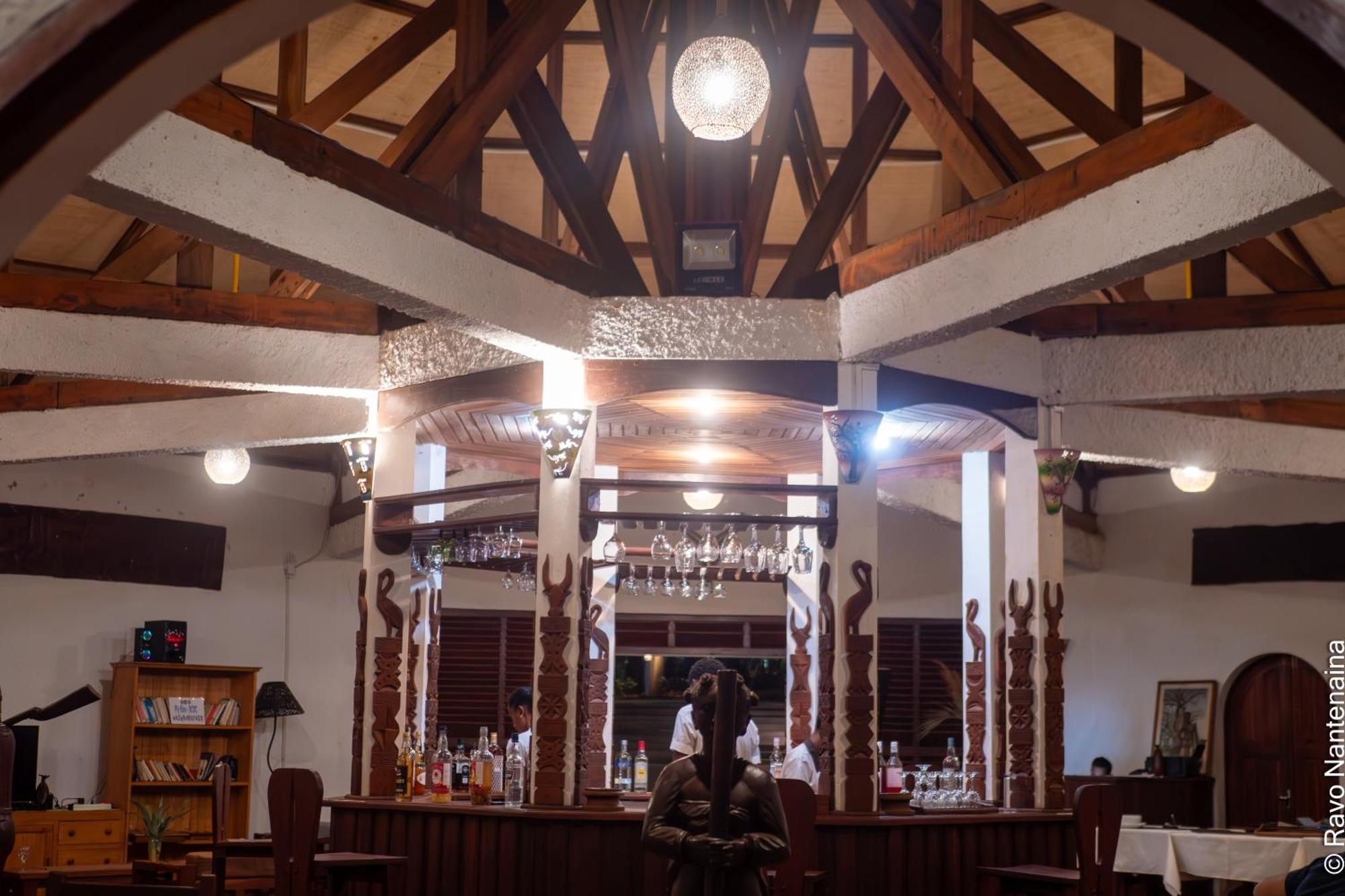 Olympe De Bemaraha Hotel Bekopaka Ngoại thất bức ảnh