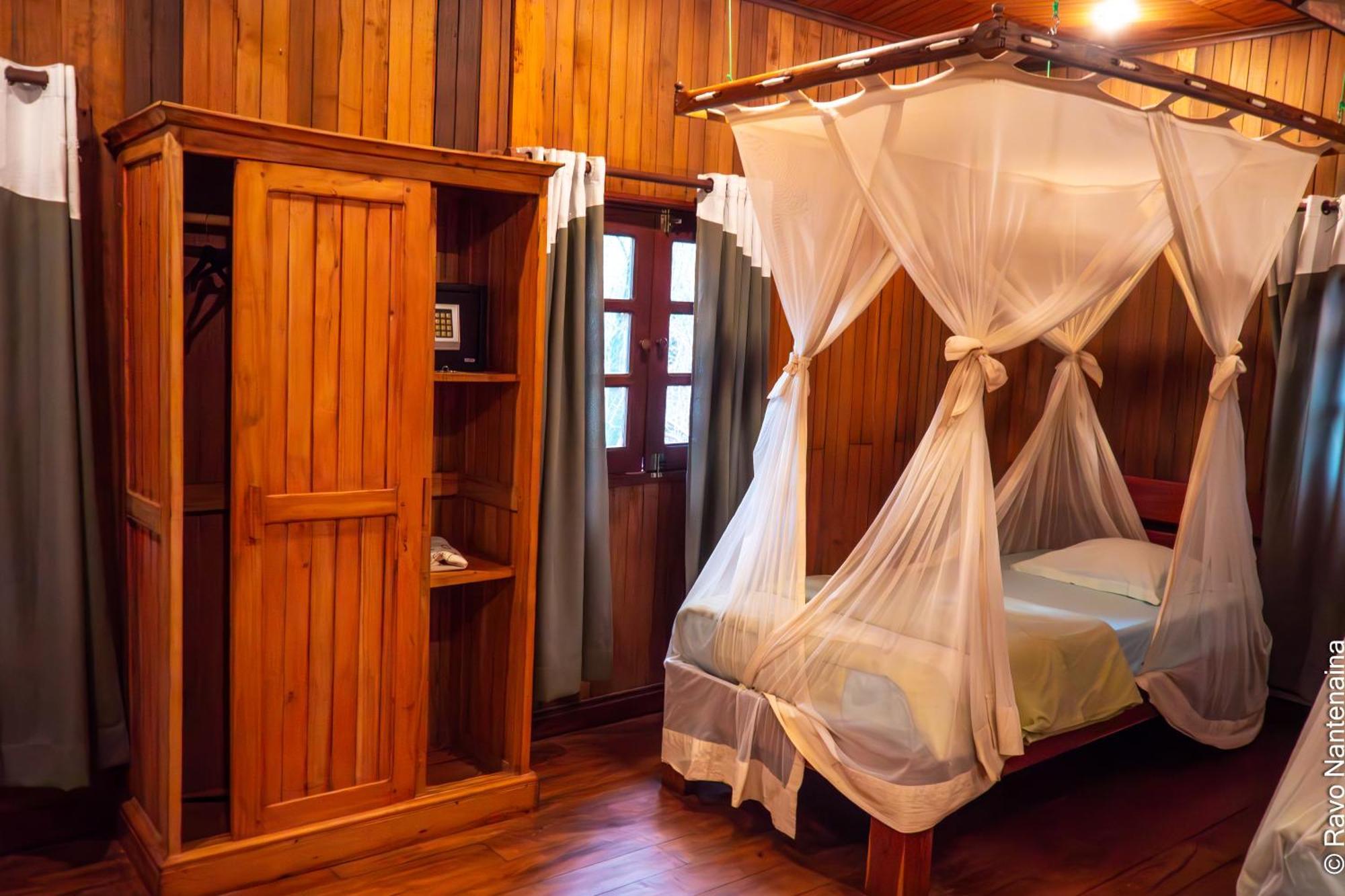 Olympe De Bemaraha Hotel Bekopaka Ngoại thất bức ảnh