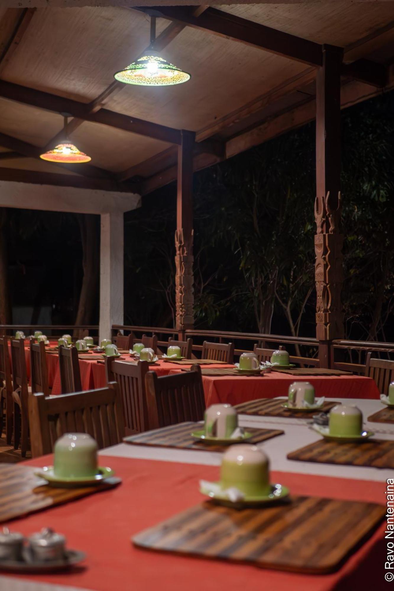 Olympe De Bemaraha Hotel Bekopaka Ngoại thất bức ảnh