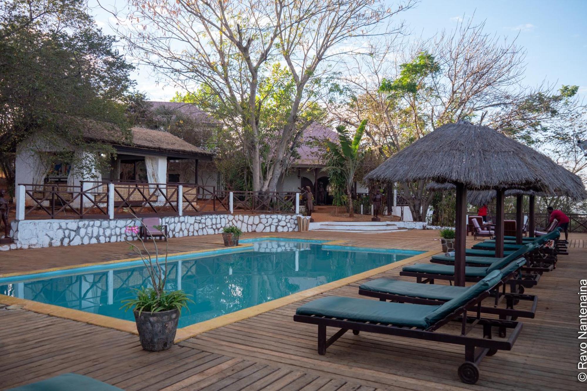 Olympe De Bemaraha Hotel Bekopaka Ngoại thất bức ảnh